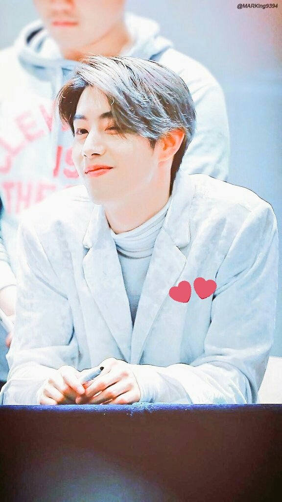 AMtuan93's tweet photo. @mtuan93 You really are a beautiful angel that I love every day. 
Happy birthday!!!! My tender Angel

#MarkTuanDay 
#HappyXXVIIMarkTuan 
#반짝반짝빛나는_마크_생일축하해 https://t.co/TUayAWESaD