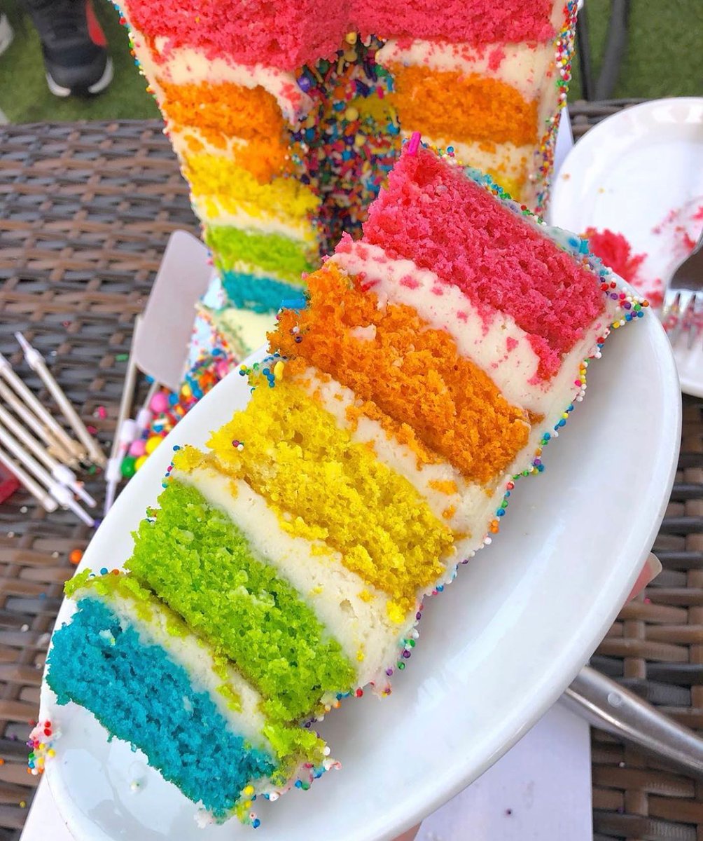 ✨🌈PIECE out!!✌🏼✨🥳 #flourshop #WednesdayMood