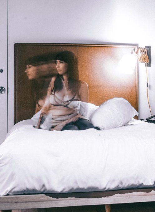 Watch Sabina Magic NYC 🪽🕊️☁️🪩's leaked NSFW photo on TwXstars