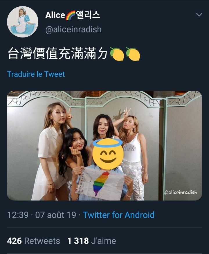 Here is Mamamoo taking a picture with a moomoo holding a Taiwan Pride Map (the picture this moomoo is holding was used when Taiwan became the 1st Asian country to legalize same sex mariage).