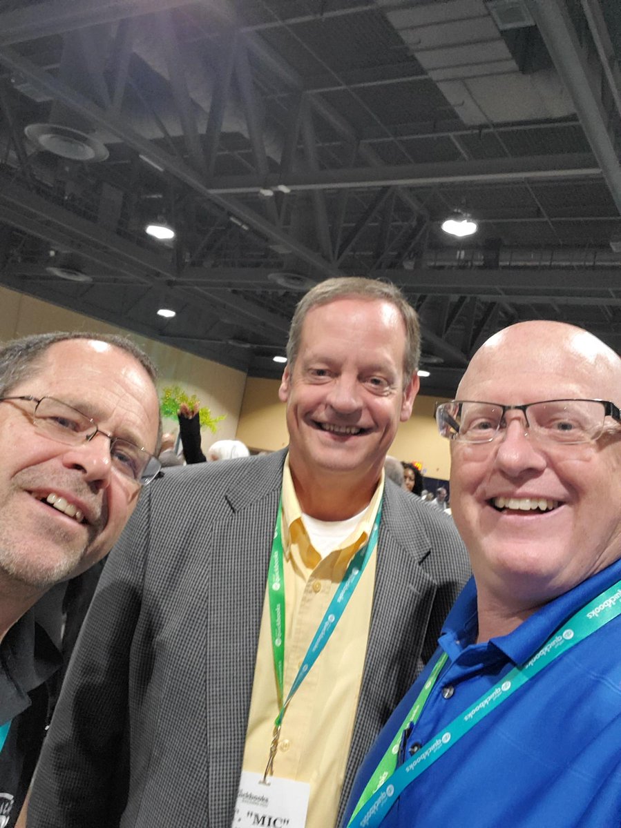 MnSBDC's tweet image. Matt and Bill ran into Mic from the @NWSBDC at the @ASBDC Conference! Way to represent #MNSBDC! #SBDC2019 #ExchangeExperience