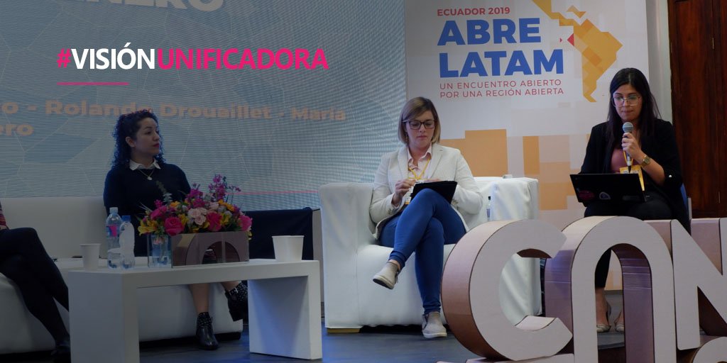 FundacionAVINA's tweet photo. #VisiónUnificadora
Gloria Guerrero de nuestro programa #TecnologíaParaElCambioSocial participó en el panel “Haciendo visible la violencia de género” donde se habló sobre ciudadanía y equidad, en el marco de #ConDatos2019. https://t.co/iVWXA9NVDt