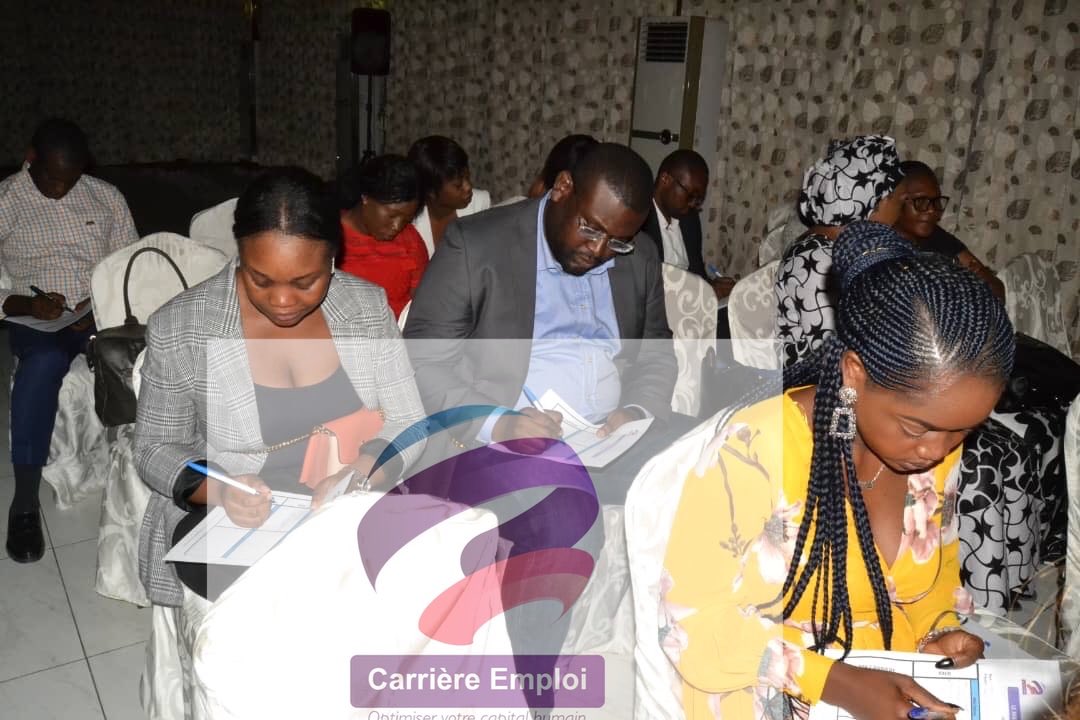 CarriereEmploi's tweet photo. [ CARRIERE-EMPLOI ]

Retour en image de la master class du 22 Août dernier #ChezMoiAuCongo 

Thème : Le marketing de soi

#RH #Competence #Formation #Congo https://t.co/JnUooOssz1