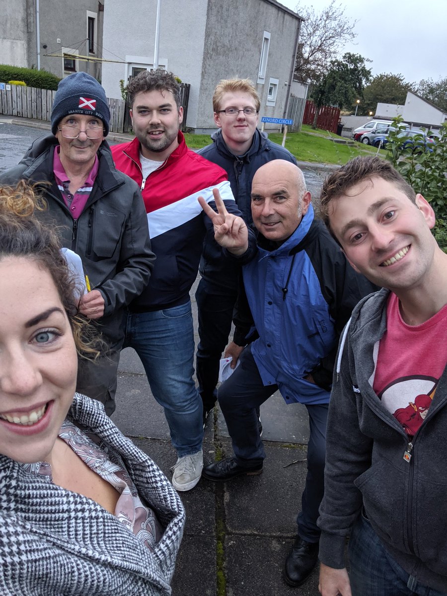 A great canvassing team out speaking with residents in BoD this fine Scottish evening... #SquadGoals #TeamSNP #HomeNow