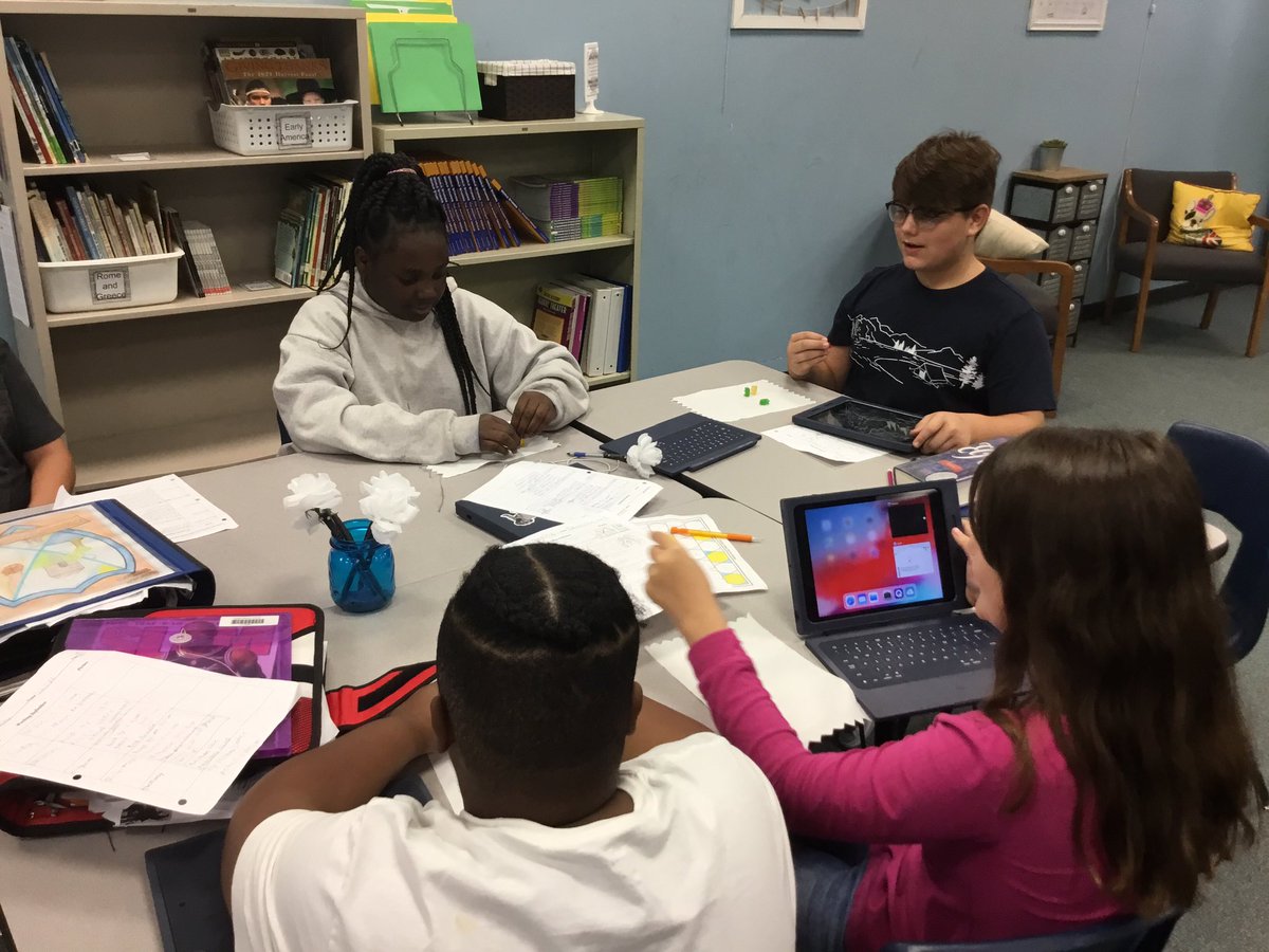 MrsSchuver's tweet photo. Today students showed what they learned about forms of government with what else other than...GUMMY BEARS @lmsleopards #cps #CPSBest #thebestisyettocome #gummybearlearning #7C https://t.co/pGdub97pTv