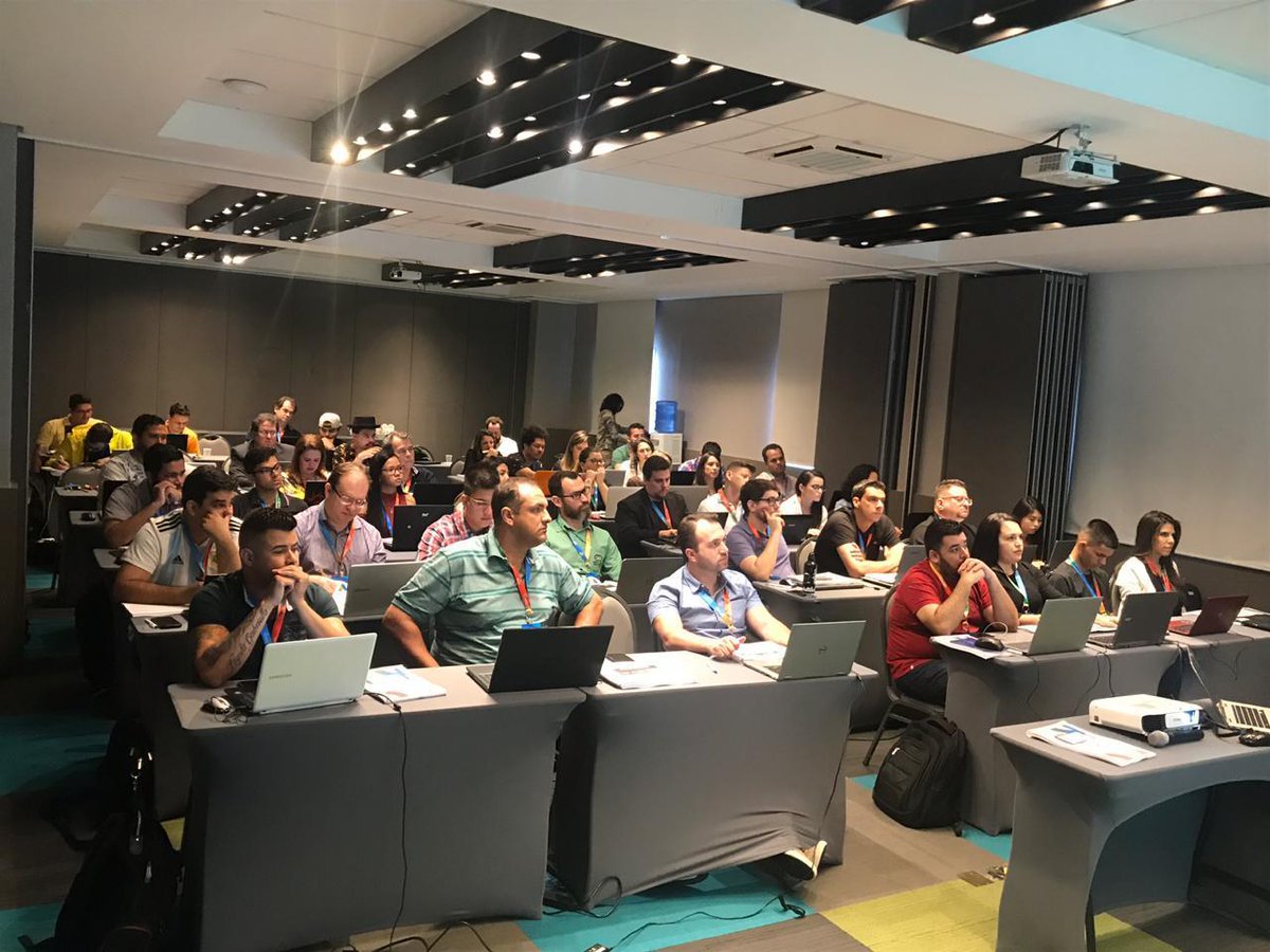 abradigo's tweet photo. Turma linda de Google ADS em Goiânia pela @ipgin, em uma imersão de muito conhecimento no último final de semana! Parabéns!!!
#googleads #imersão https://t.co/moGdv8KpDT