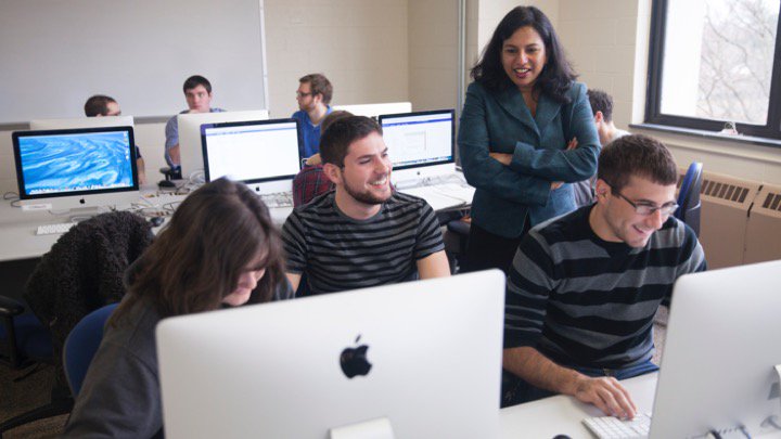 TCNJScience's tweet image. A team led by #tcnjcomputerscience Chair &amp;amp; Prof. Monisha Pulimood was awarded an @NSF grant! With @professorkim and Diane Bates, Pulimood will implement &amp;amp; study the team&apos;s novel curricular model, which will benefit 750+  #tcnj students. More: bit.ly/2lxTAg0 #nsffunded