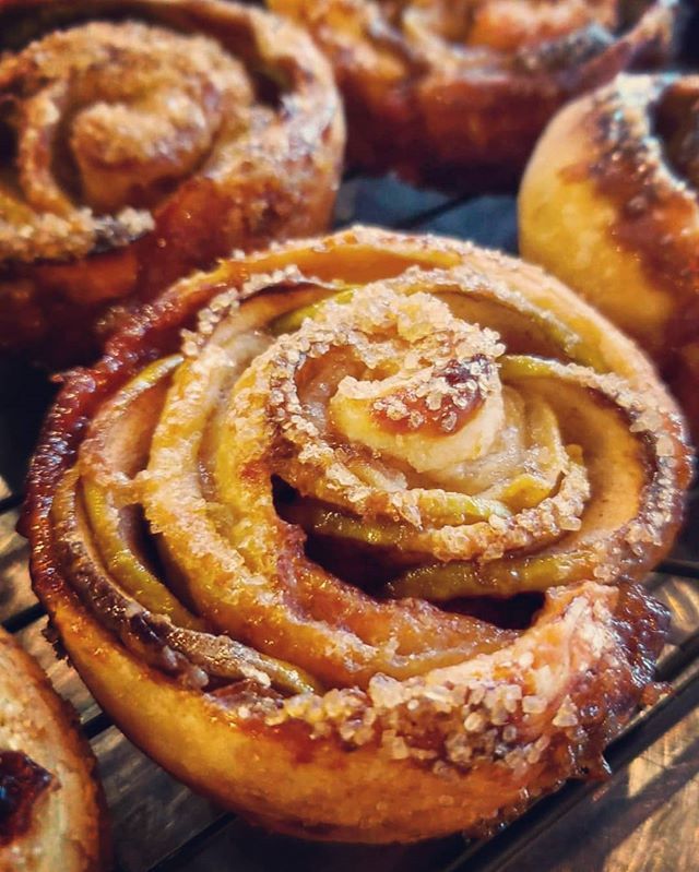 thebunkerybor's tweet photo. Apple Pie Roses are back!
🍏🥧🌹🍏🥧🌹🍏🥧🌹
#ilovethebunker https://t.co/AWMjPwtmYg