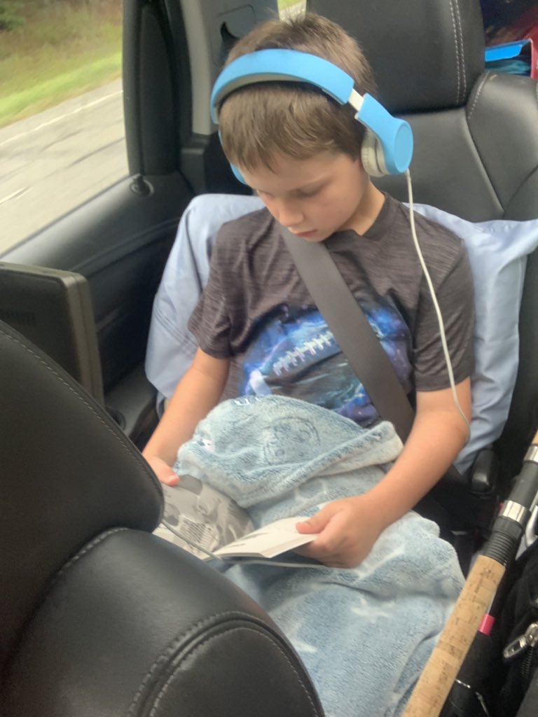 BrandilynRector's tweet photo. On our way for one last family summer trip and he is reading through his birthday #ISurvived books! #Track2Fun #YearRoundLife #LakeNorman #WiredForSuccess #HoustonGoesTo2ndGrade #BookWorm https://t.co/VEavrkx8HF