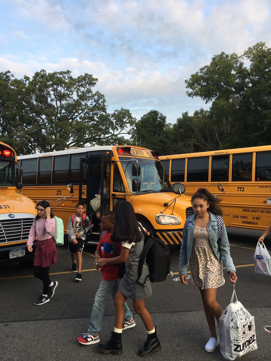 MarlboroMiddleSchool (@gommsdukes) on Twitter photo Welcome back students!  We had a great first day of school at MMS! <a href="/GoMMSDukes/">MarlboroMiddleSchool</a> <a href="/suptbrooks2015/">Michael Brooks Supt</a> Welcome back students!  We had a great first day of school at MMS! <a href="/GoMMSDukes/">MarlboroMiddleSchool</a> <a href="/suptbrooks2015/">Michael Brooks Supt</a>