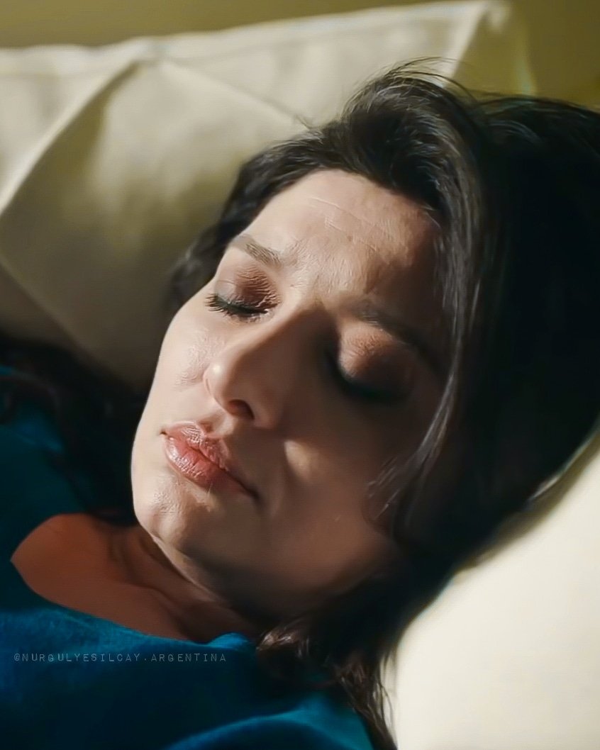 It's not my night in Argentina yet, good night my friends! 🥰 <a href="/nrglyslcy/">Nurgül Yeşilçay</a> #nurgulyesilcay