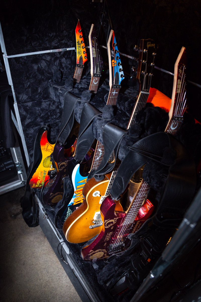 Kirk hammett guitar collection Clearance
