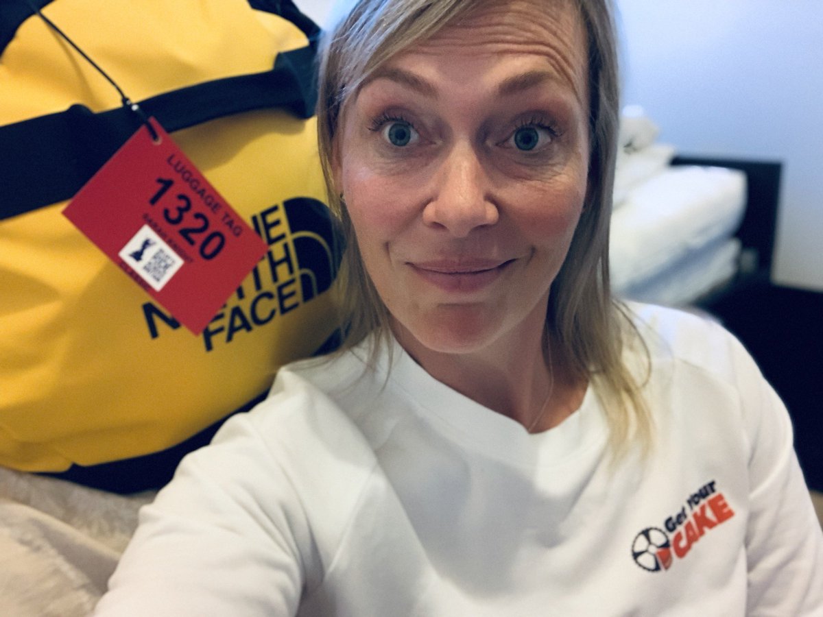 Sarah Knight tweet media