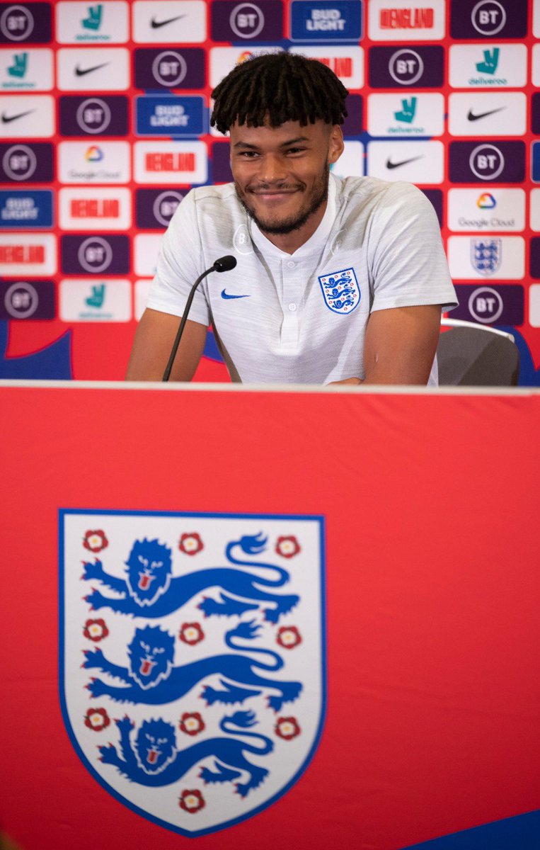 TyroneMings's tweet photo. Good first few days training with @England https://t.co/DPyBB1E2aW