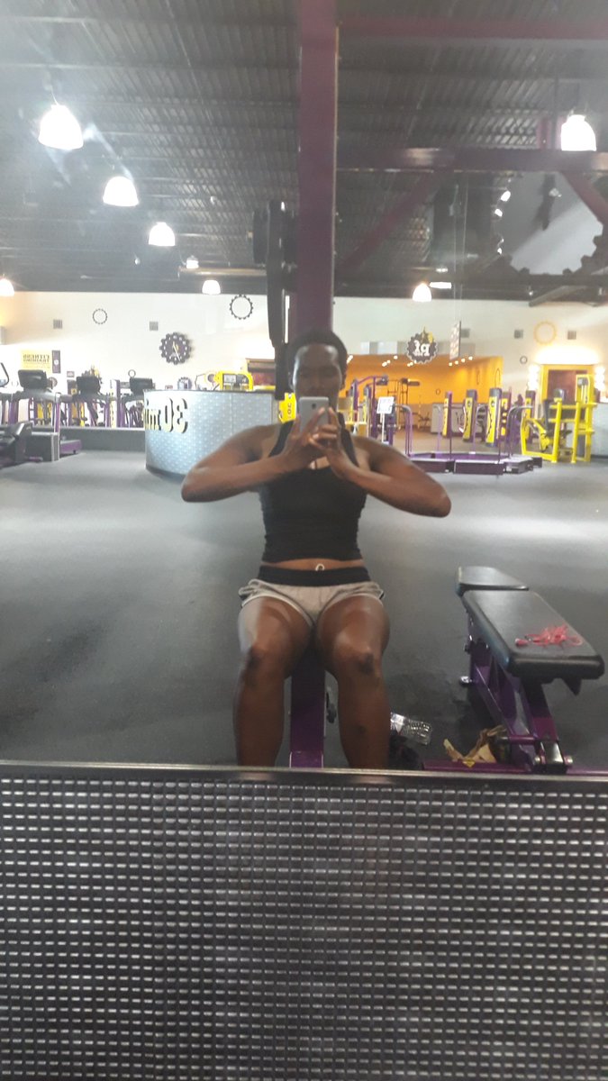 vmhelm2's tweet photo. I was trying to get my electric bill paid before I get disconnected on the 6th of September. I was short on time today.
-25 minutes on the #Stepmill and 25 minutes of twin benches and Dumbbells!
#WonderWomanWednesday #GivingNoSlack #GettingItDone https://t.co/vR7V9YxLEo