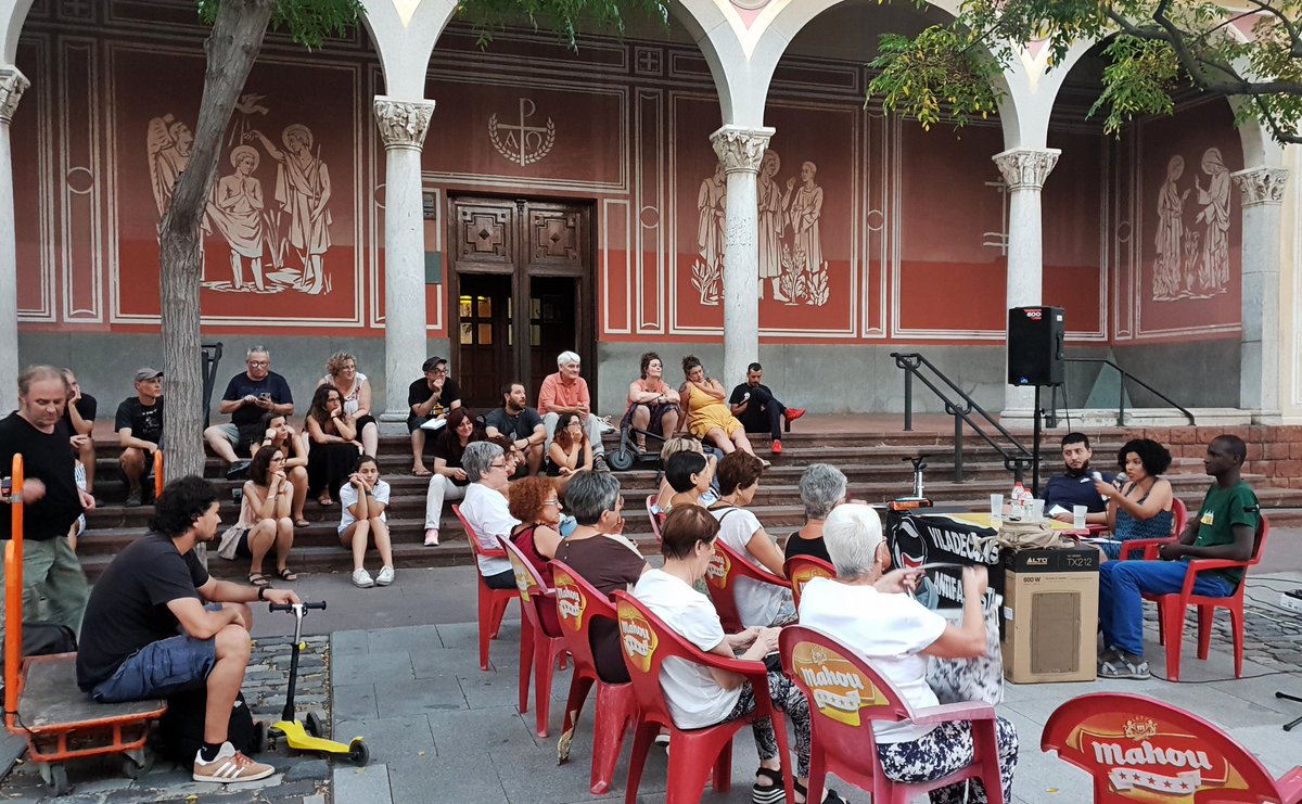 cjuarespalma's tweet photo. "Davant estereotips i mentides sobre la població migrant,calen espais de trobada i ciutadania activa!"Un plaer participar avui a #Viladecans a la xerrada sobre rumors racistes amb els companys Lamine d @sindicatomanter, Ahmed i @juditmalonso. Gràcies @antifavila x convidar-me! 💪🏿 https://t.co/Cm7ELSCkSp