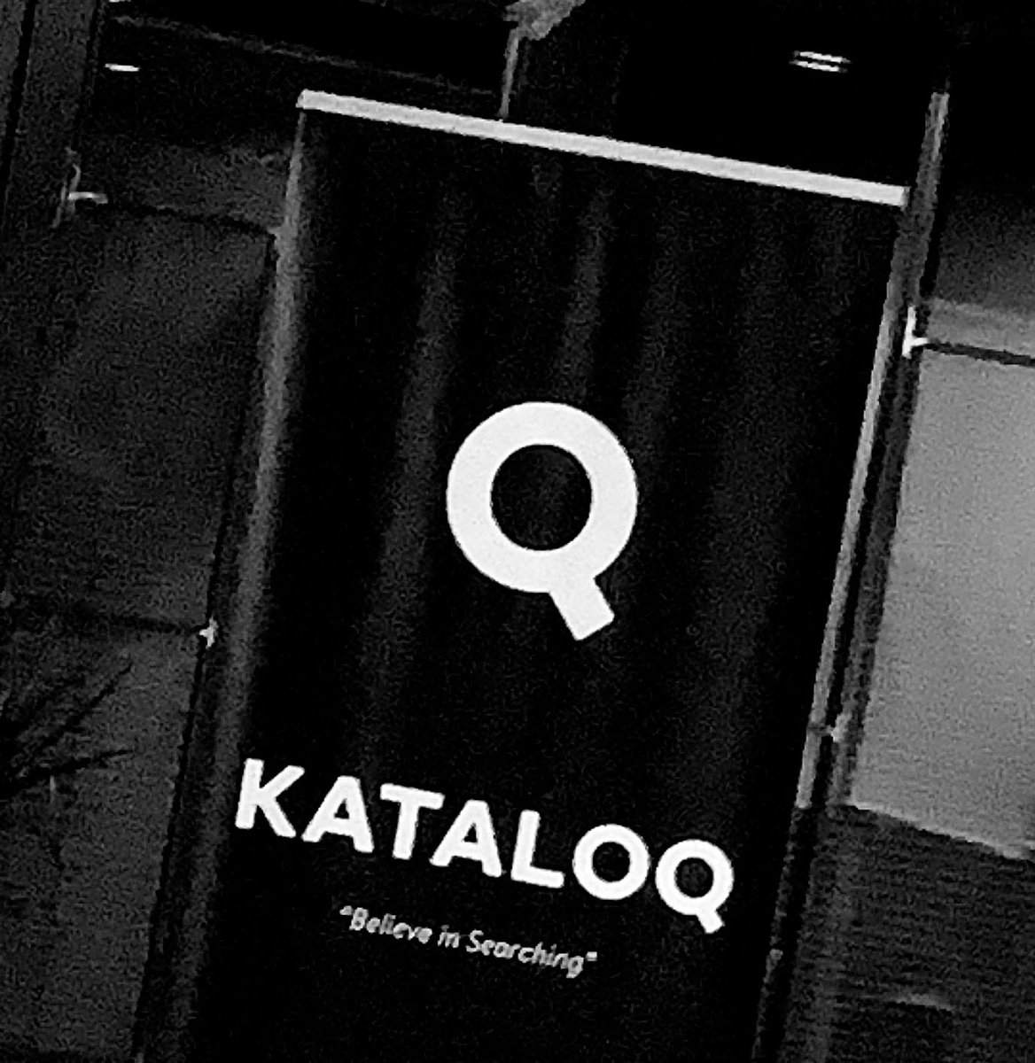 Sevdiğim insanların başarılarını görmek ve yaptıkları güzel işler ile övünmek kadar keyif aldığım az şey var. Bu gece de <a href="/kataloqtr/">KATALOQ Türkiye</a> ‘nin lansmanında bu duyguyu sonuna kadar yaşadım. Tebrikler <a href="/burcakyo/">Burçak Yıldırım Orhan</a> , tebrikler <a href="/ayorhan/">Arda Yigithan Orhan</a>        .Muhteşem fikriniz <a href="/kataloqtr/">KATALOQ Türkiye</a> ‘nin yolu açık olsun