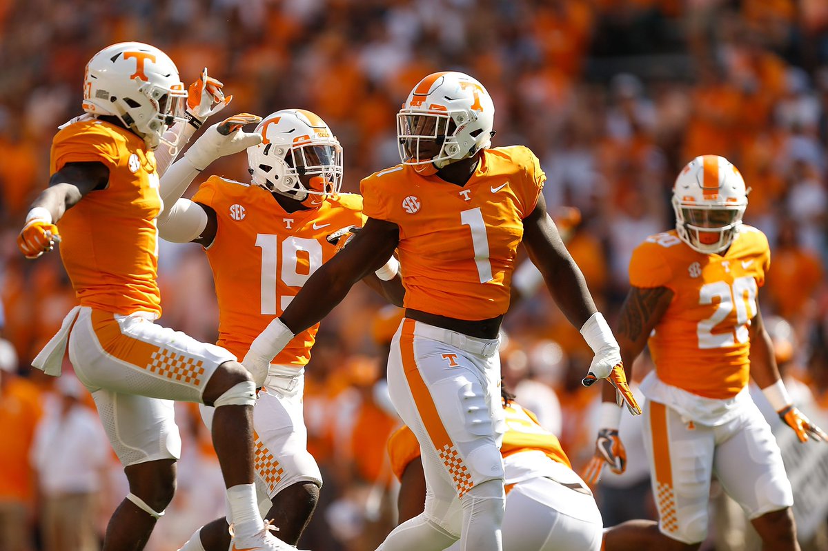 Extremely blessed to have received an offer from the University of Tennessee #GoVols 🧡🍊