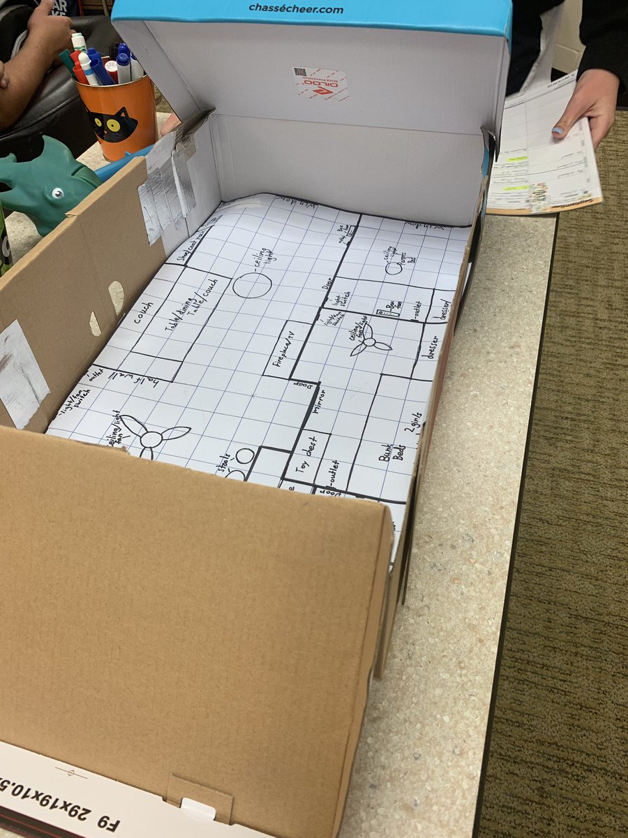 Saxton_5's tweet photo. Diving into our Tiny House Design Challenge!! #WeAreSMS https://t.co/XwMSI1yNoe
