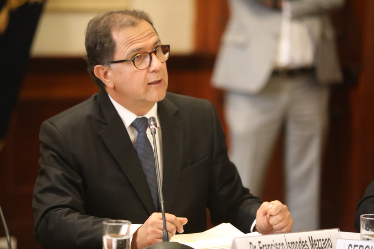 congresoperu's tweet photo. [AHORA] Ante la Comisión de Energía y Minas expone el ministro de @MinemPeru, Francisco Ísmodes sobre Proyectos #TíaMaría, #GasoductoSurPeruano y la situación actual de la Refinería de #Talara, entre otros temas. https://t.co/XVvGPMrvqi
