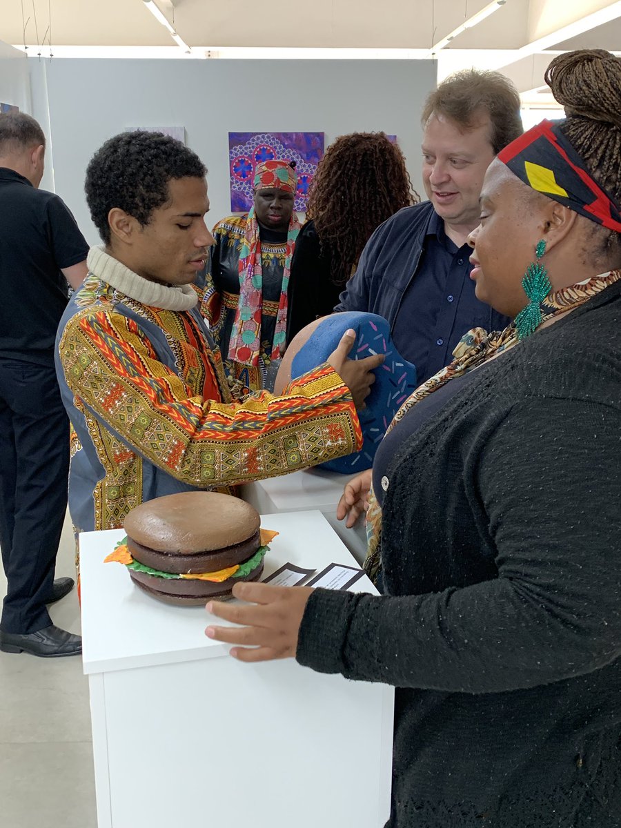 Events4Learning's tweet photo. They also had the opportunity to check student artwork in our recent innaugurated FLOW Art Gallery. #EveryoneLearningEverywhere https://t.co/1CzLA1luLD