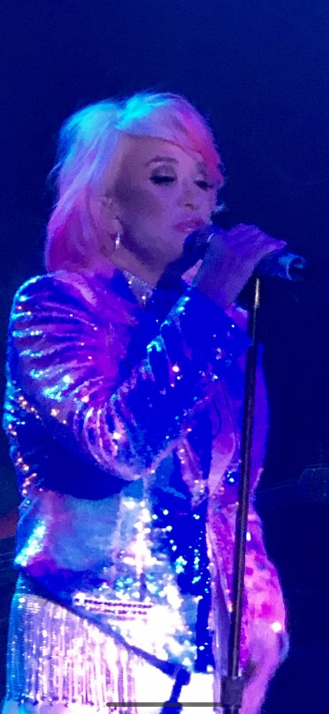 GObabb's tweet image. Just a Little Tanya! Great Performance at the exit In Nashville,Tn @tanyatucker #bringmyflowersnow