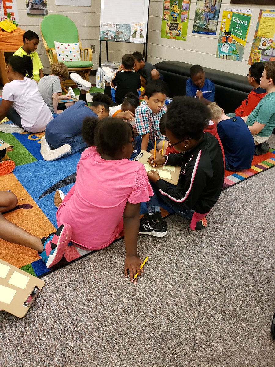 MrsMorris_AES's tweet photo. My students enjoying a lesson in the Learning Commons on Character Traits. @acworthmedia https://t.co/drGC37mo9r