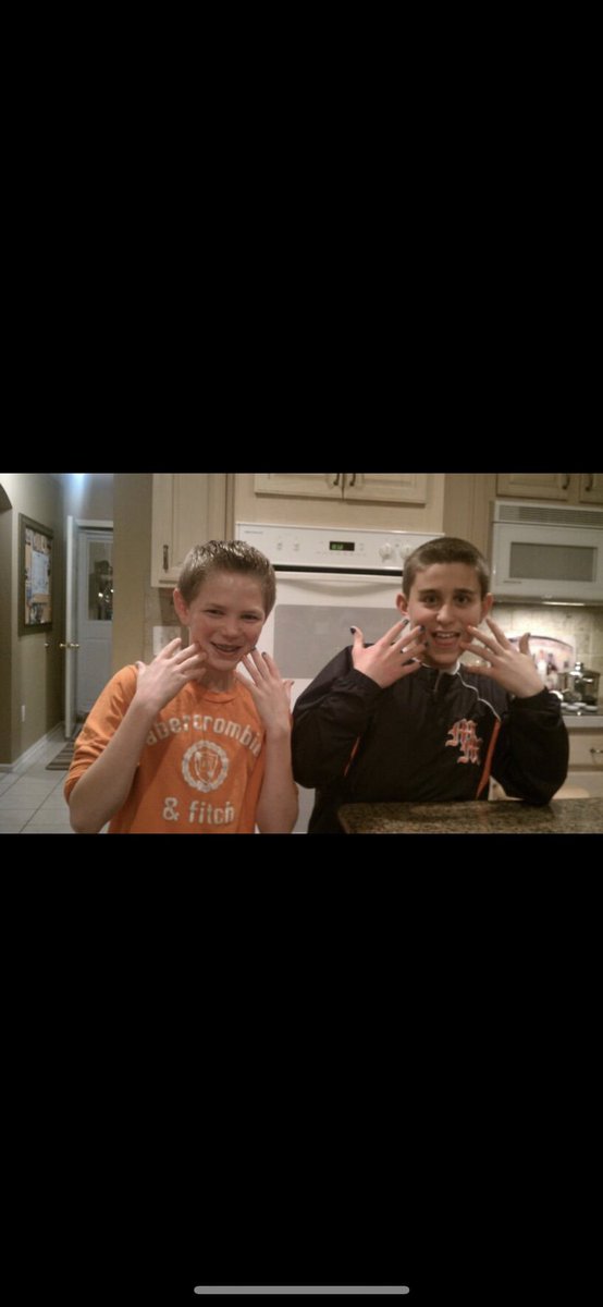 jacobschaeff's tweet photo. Happy bday brotha luv ya @_Rvizzaccaro 🤘🏻 https://t.co/KNVAZUI003