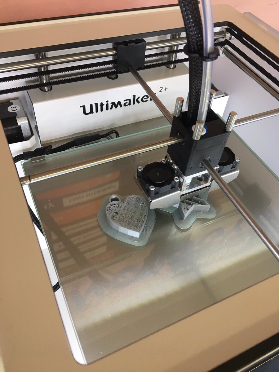 TechQueen127's tweet image. Learning how our new 3D printers work! So excited to use them this year!