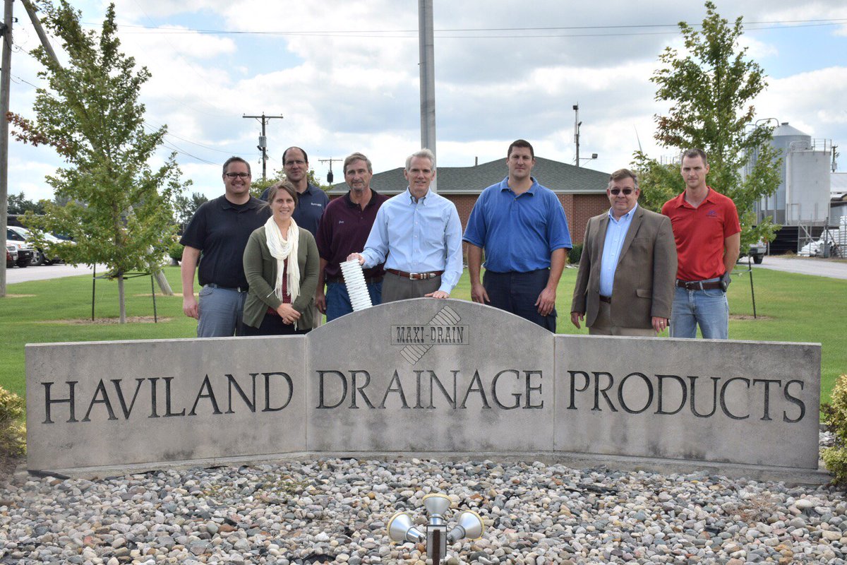 robportmanOH's tweet photo. Today, in #PauldingCo, I toured Haviland Plastics and was impressed by their plant & workers. Manufacturers like this one are the backbone of #Ohio’s economy. I’ll continue my work on the federal level to ensure #Ohio manufacturers can continue to grow & succeed. https://t.co/l93UZXW6Jv