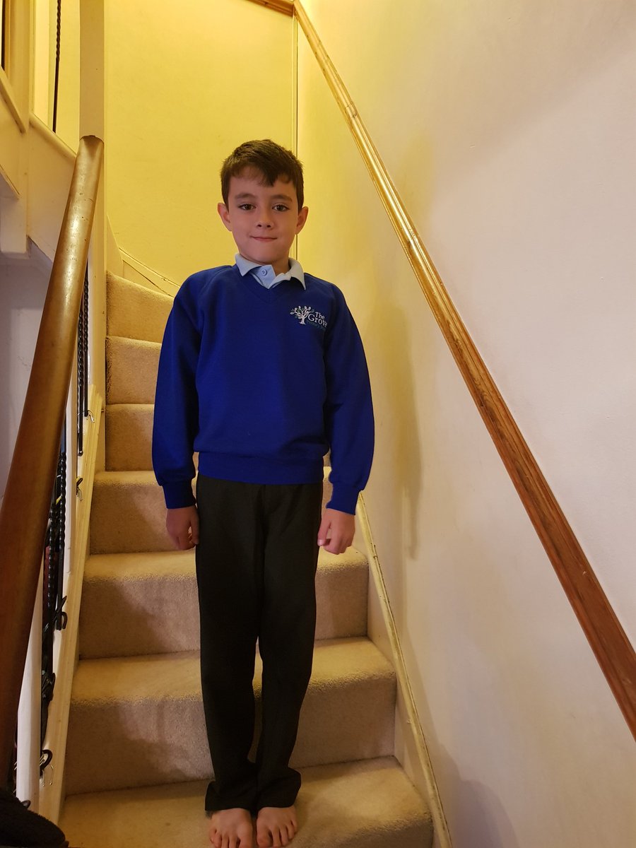 AaronKyle1120's tweet photo. My wee man is Year 4!😰😱
#ShoelessBoy
#ObligatoryFirstDayPhoto/s https://t.co/xCh2SOVBA3