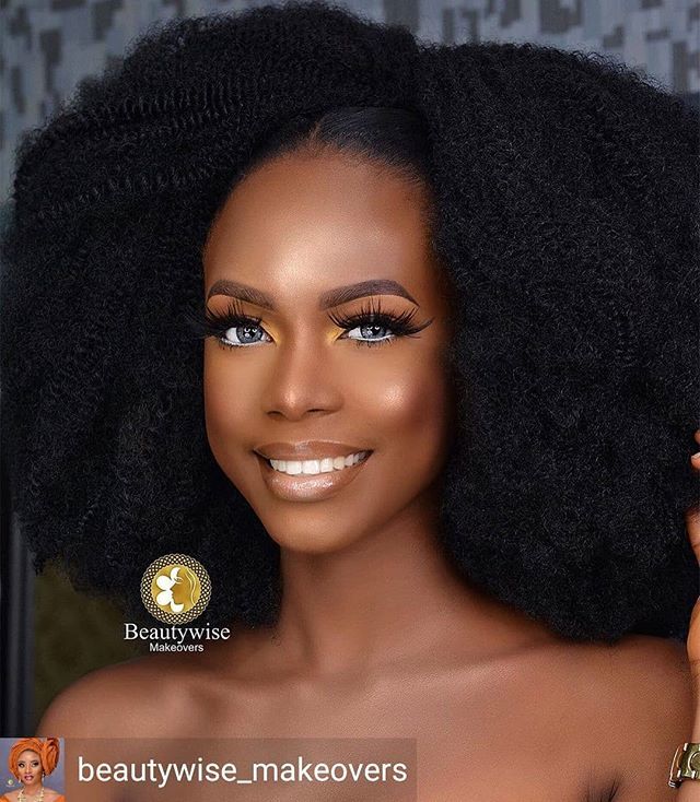 Thelaveedabrand's tweet image. Reposted from @beautywise_makeovers (@get_regrann) -  Her smile 😃 is far above rubies 😍
Afro-Caribbean beauty 😍 
Hairstylist and wig installation @ddanielstouch 
Makeup and 📸 @beautywise_makeovers 
Muse @hebmodels
:
Powders @royale_makeup
:
#beautywi… ift.tt/2PI1hio