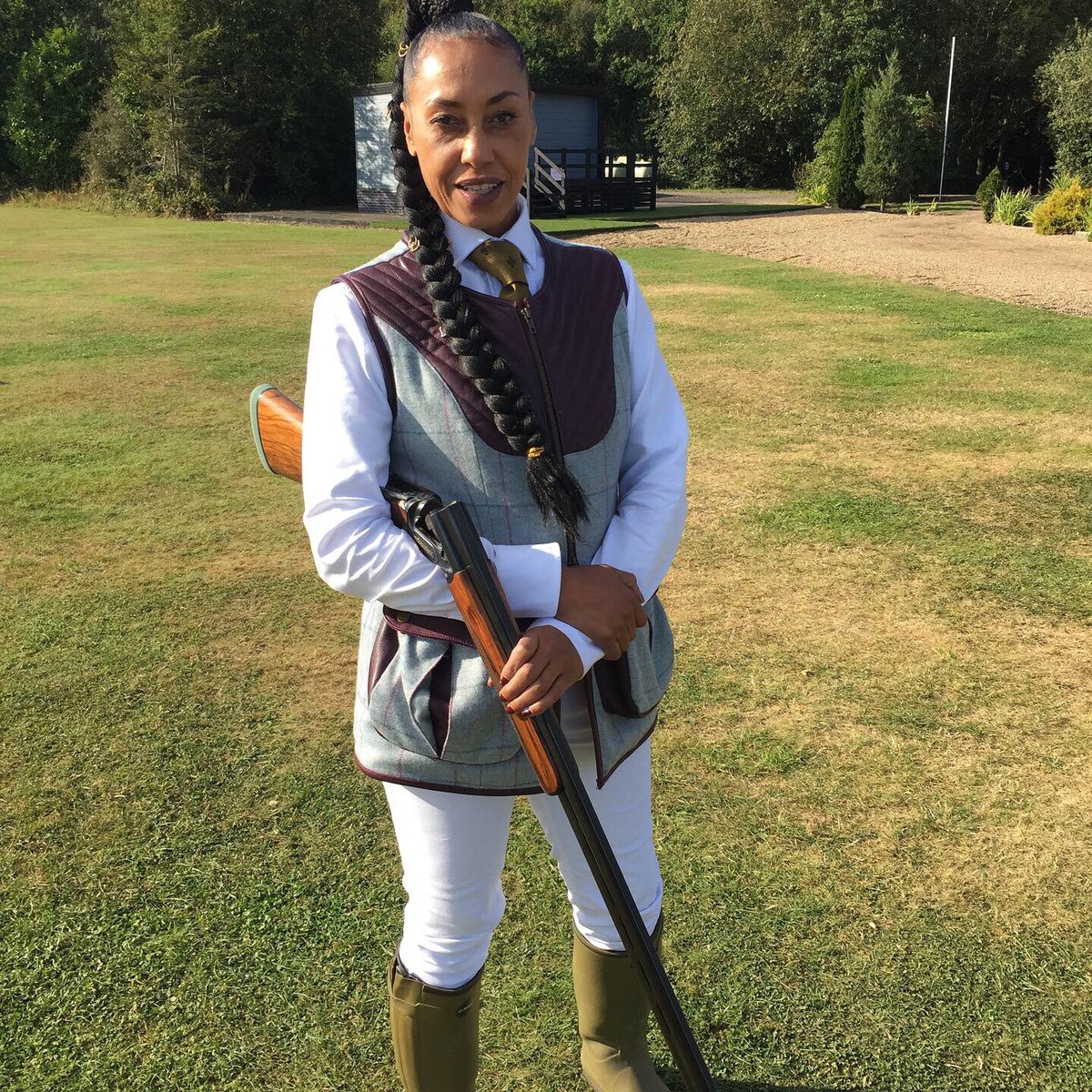 The sun peeked out at the Sally Bidwell memorial shoot ⁦<a href="/HighLodgeSS/">High Lodge Leisure</a>⁩  ⁦⁦<a href="/EleyHawk/">ELEY HAWK Ltd.</a>⁩ #Sporting #ontarget