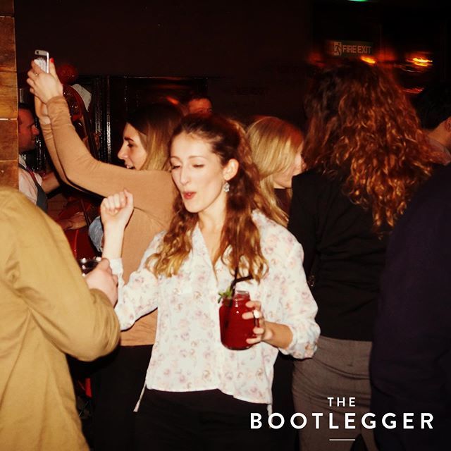 When your co-worker suggests going for drinks after work...
#dance #party #drinks #londondrinks #happyhour #postworkdrinks #bootlegger #centrallondon #officebitches #cocktailoclock #cocktails #livemusic #londonlocations ift.tt/2NPysxV
