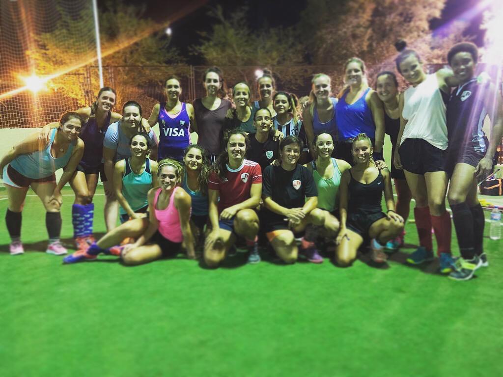 mallorcahockey's tweet image. Muchísimas gracias @Lola_Riera por la visita y por el pedazo de entrenamiento!! Esperamos que vuelvas pronto por la isla a visitarnos #redstick #Mallorcahockey #Mallorca