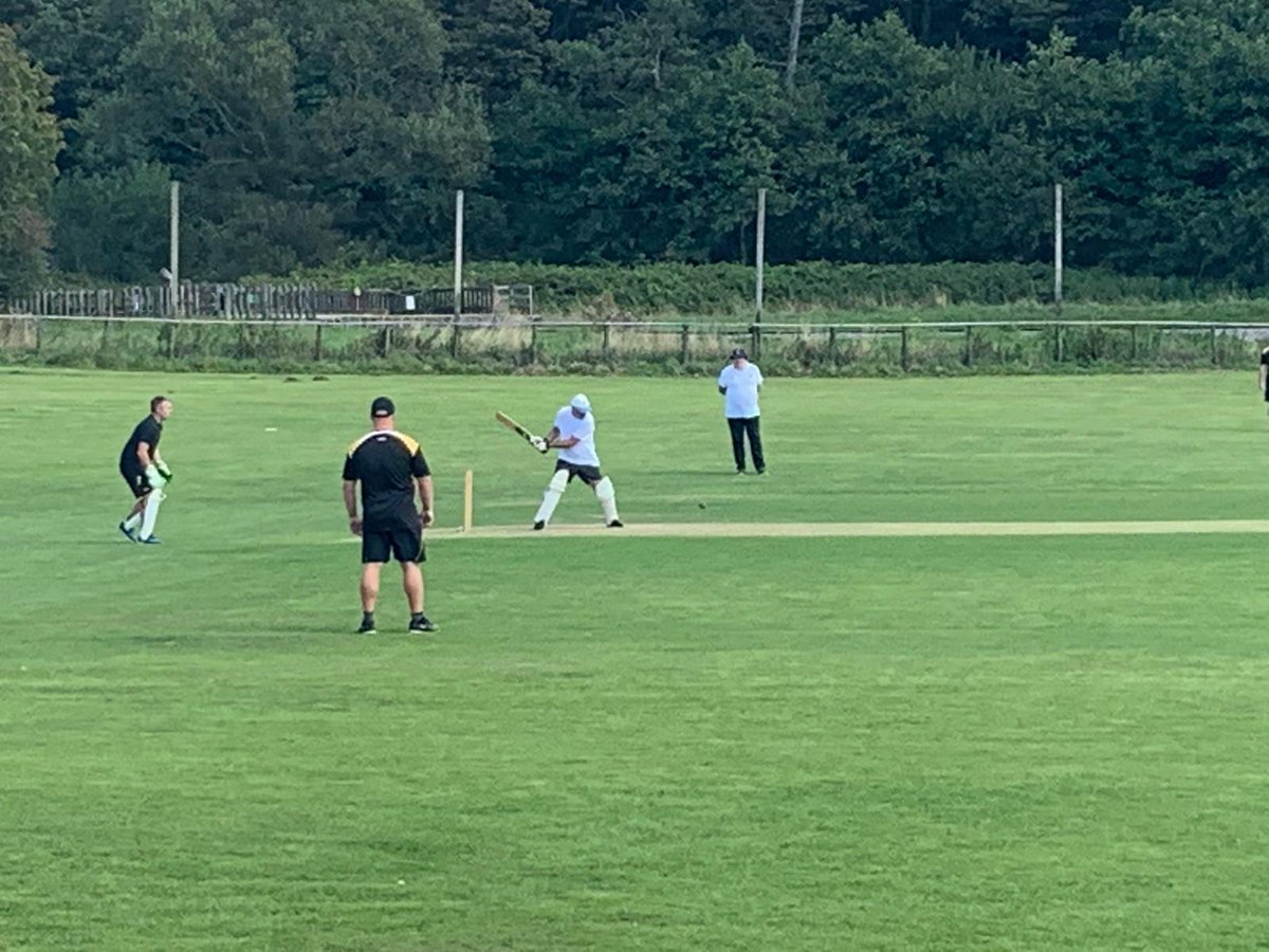 TaibachRFC's tweet photo. A fantastic spectical was the inaugural Taibach Rugby Ashes 🏏🐯

Congratulations to the Players Select who ran out victors by 30 runs 🏆👏

Massive thanks to @MargamCC for hosting - Margam Lords was looking sublime 👌

#TRASHES
#135Tigers https://t.co/i7xH6AO8Jv