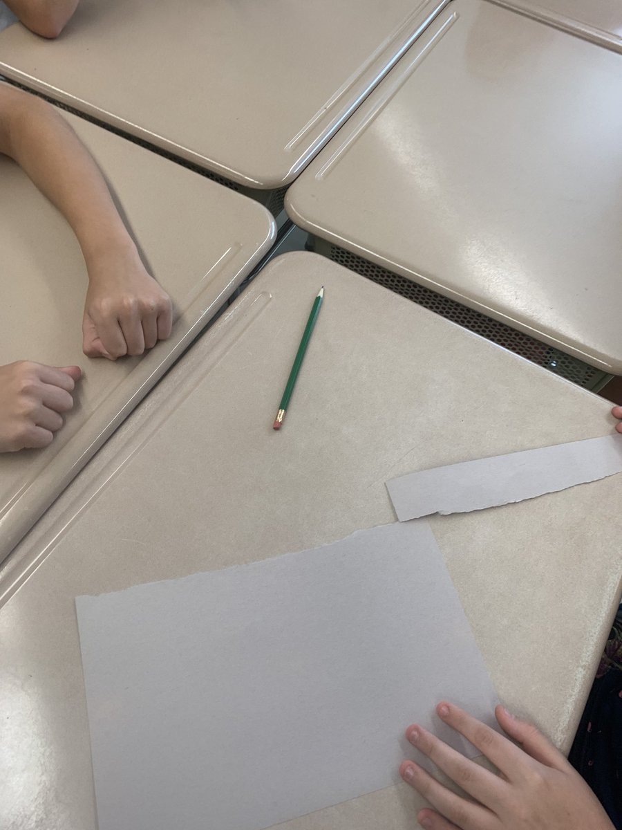 mrsmoz_mes's tweet photo. How long can you make one piece of paper? #teamwork #firstdayofsixthgrade https://t.co/elXOSgxYON