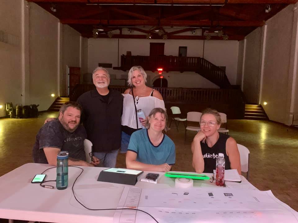 VVSFriends's tweet photo. This wonderful group of humans lit up Brady Hall yesterday. It was a labor of love and a giant gift of kindness! Thank you John Featherstone, Kathy Mervis Featherstone, The Lightswitch Team, Donny LoDico &amp; Video West, Eric Loader &amp; Elation, Tammy Smith and Hailey Featherstone! https://t.co/OOYAlN7fmd