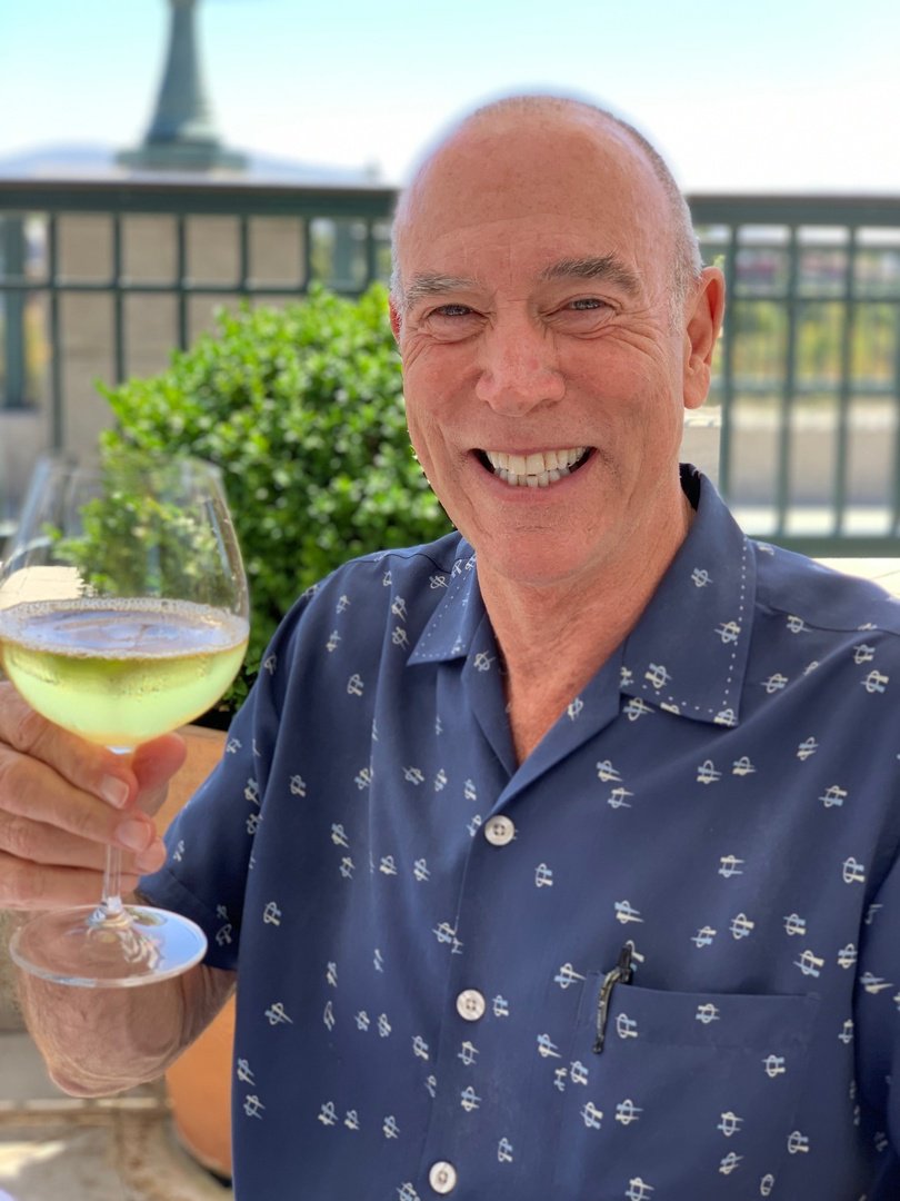 Michael wishes you a very happy #WineWednesday! Raise a glass of your favorite white wine, like Animo Sauvignon Blanc, Emblem #Chardonnay or Isabel Chardonnay.
Learn more about our wines: michaelmondavifamilyestate.com/The-Wines/Anim…