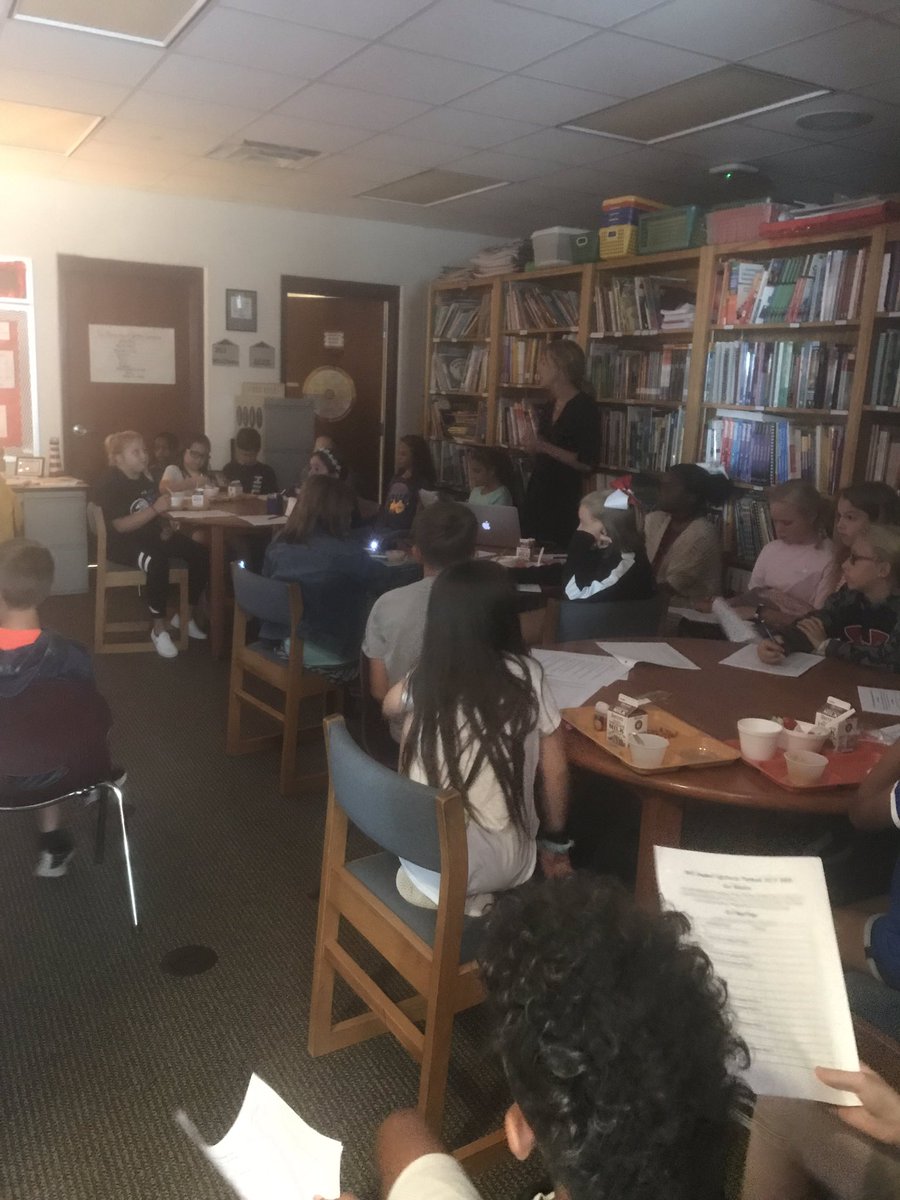 MrsAdams2ndGr's tweet photo. Today was our first student lighthouse meeting! These kids are amazing leaders and always impress me with their ideas #lighthouse #leaders #proudteacher #BHE https://t.co/a4Al7gKO28