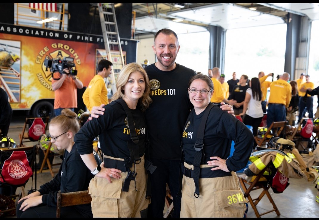 Darrinkellypgh's tweet image. This day is not just about hard work. Great to see @RyanBizzarro @SenatorMuth and @SenWilliamsPA enjoying some time together at @PghFireFighters #Fireops