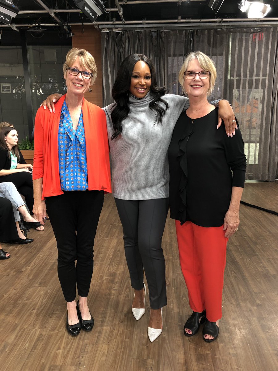 Thanks to <a href="/thetracymoore/">Tracy Moore</a> <a href="/Cityline/">Cityline</a>  for a fabulous day with lots of laughter AND prizes!😊