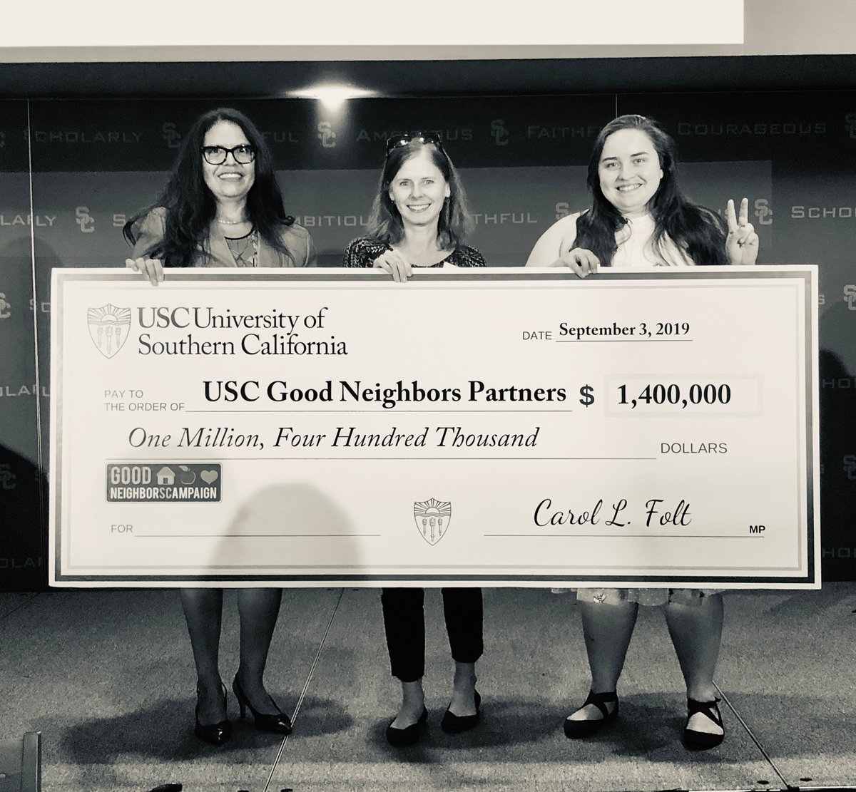 Yesterday, JEP's service-learning opportunities, USC ReadersPlus, and USC Young Scientists Program were honored to be chosen as 2019-2020 Good Neighbors Campaign grantees. #goodneighbors #usc #fighton #serveon