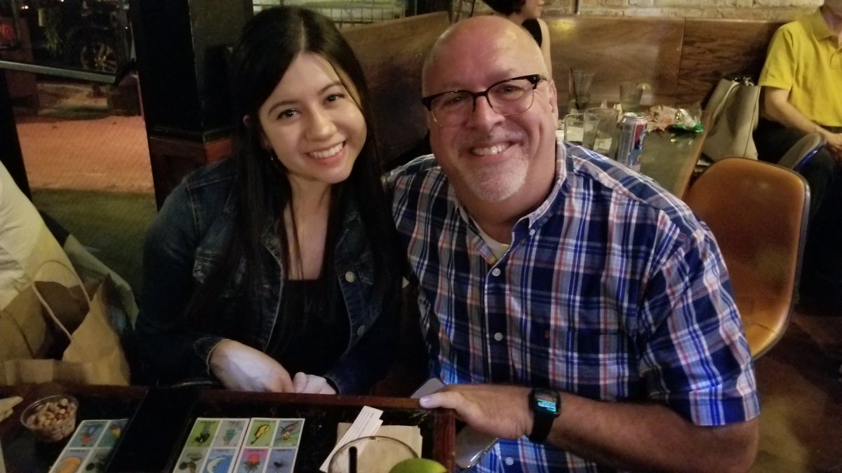 ClaudiaNEIUCCAS's tweet photo. Loving the buzz around @CCAS_NEIU about the #loteria #fundraiser #orgulloneiuccas #makingcollegereal #dollars4scholars #orgulloneiu @NEIU https://t.co/upacj18XmR
