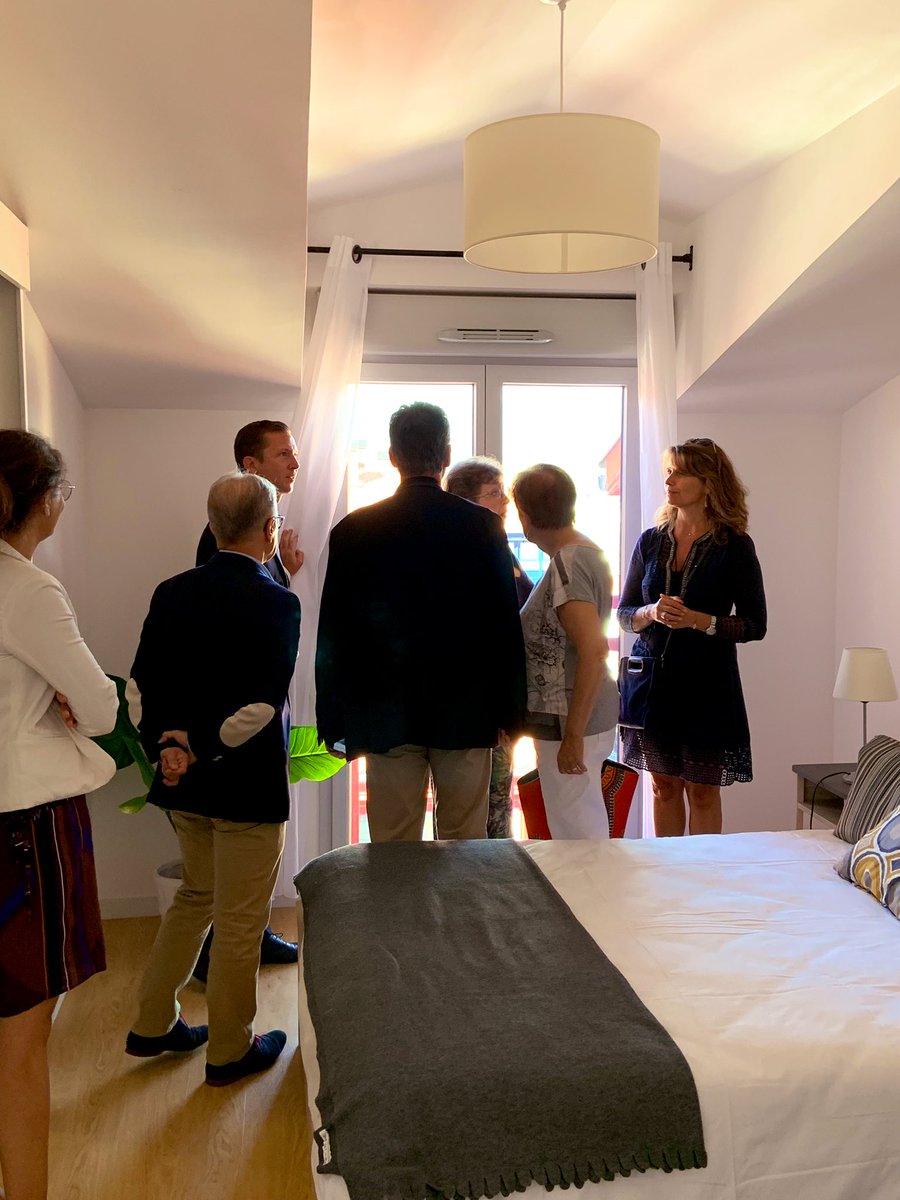 Aujourd’hui avec <a href="/Antoine_Thom/">Antoine THOMAS</a> nous inaugurions la magnifique résidence <a href="/SenHendaye/">Senioriales d'Hendaye</a> en présence <a href="/kottebask/">ECENARRO Kotte</a>, des élus, de nos partenaires, des amis et surtout de nos premiers résidents sous le soleil du Pays Basque 😎