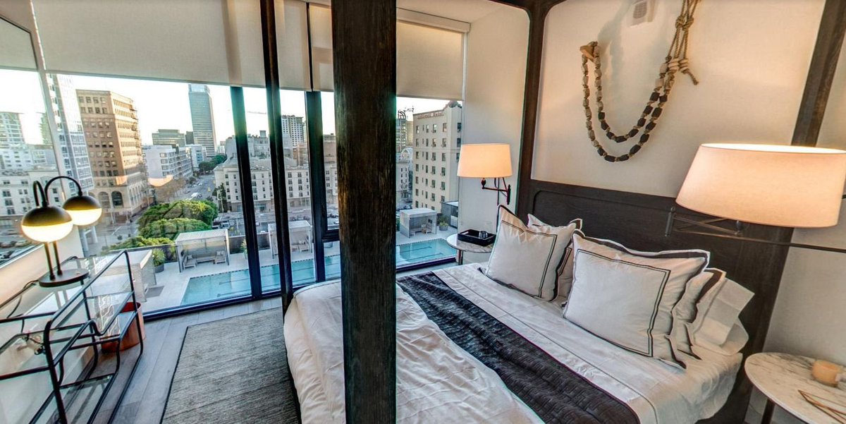 PotRentals's tweet photo. Our host Julia’s modern apartment in Los Angeles gives you 360 degrees of views of the city and makes sure every one of them is amazing. Only at https://t.co/FaECyEoQ0j! 
.
#rasta #thehighcircle #THCmember #cbd #cannabishospitality #cannabiscommunity #cannabsculture #potrentals https://t.co/KxOWnXYlD9
