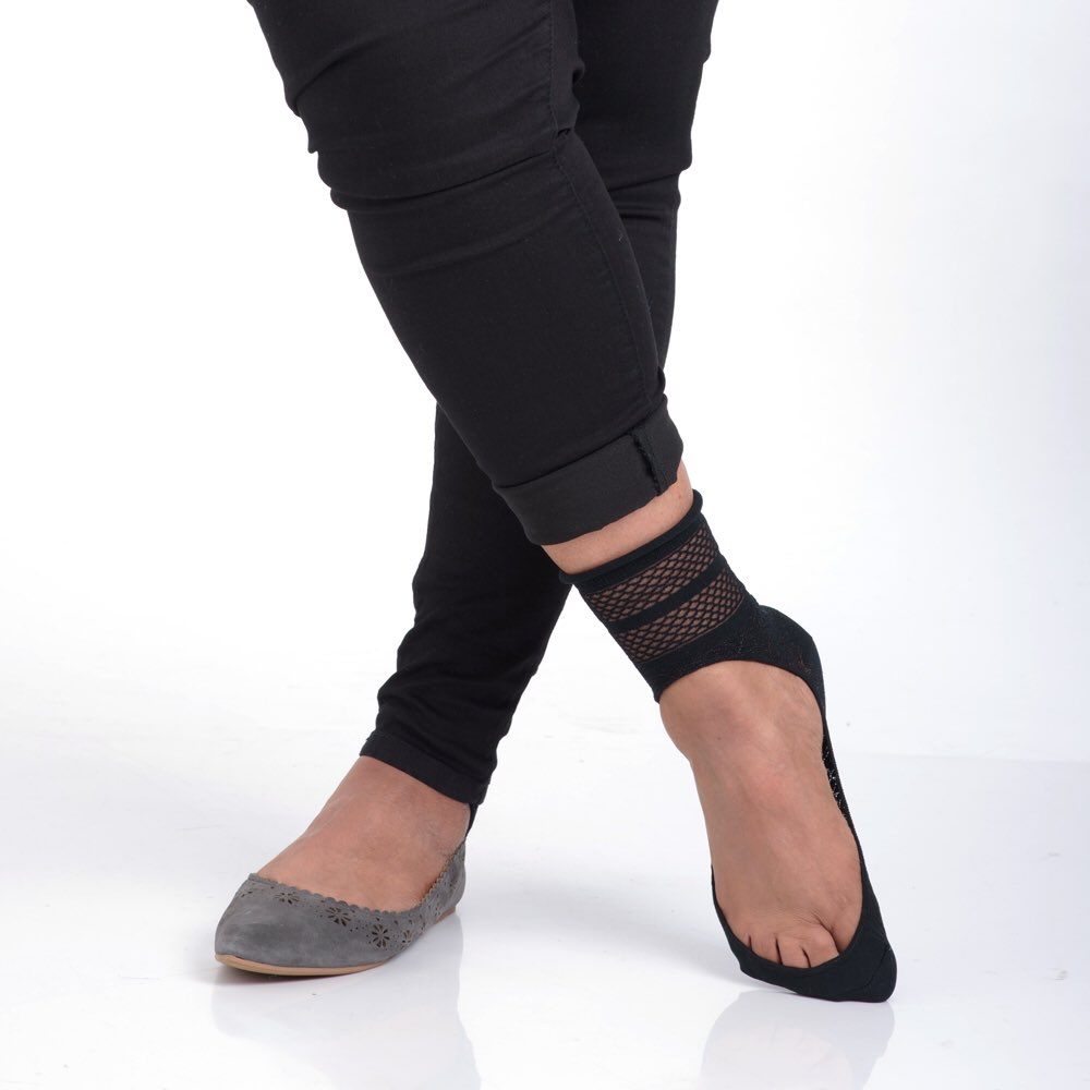 keysocks's tweet photo. What’s your favorite color of our LowKeys?! 🌈🗝Perfect for the hot days and cool nights! Shop the link in the bio. 💚
.
.
.
.
.
#keysocks #lowkeys #socksoftheday #socksofinstagram #noshowsocks #love #colors #flats #heels #fashion #comfort #solution #atlast #socksgirl https://t.co/nXlK1b3n4w
