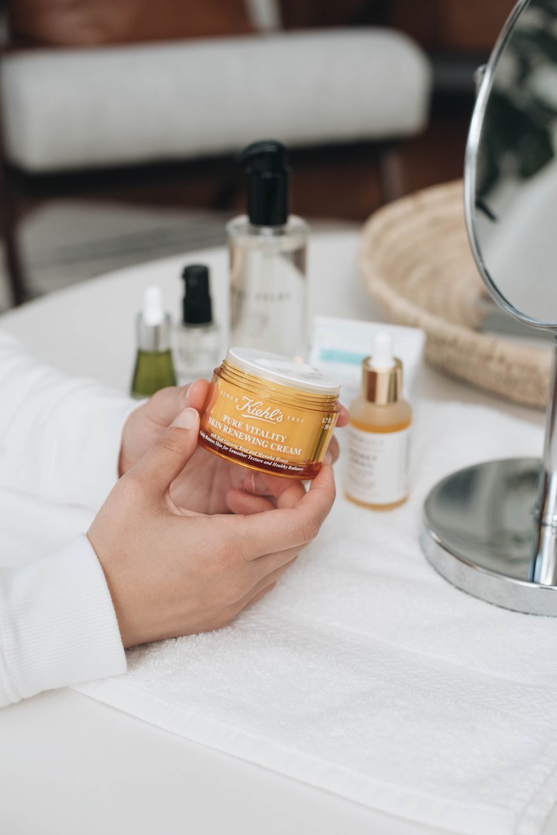 CrystalinMarie tweet media