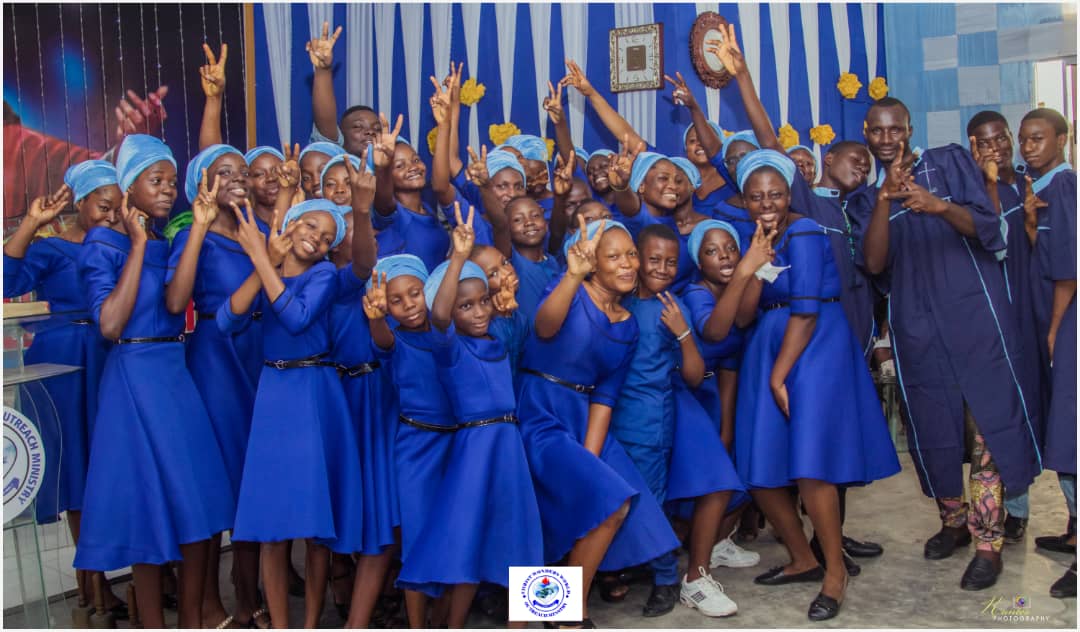 ChristWonders's tweet photo. Hurray its Praise week join us to dance like King David💃💃💃 on Friday 6th of September - 8th of September at no. 46,Olasonde str. Papa Ajao. Mushin Lagos.  #StopXenophobia #SouthAfricans #DanoMilkChallenge #FuseBundle #Gracevillecc #GBBO #LoveIsland #OneAfricaIsPossible https://t.co/skQBiJlhoK