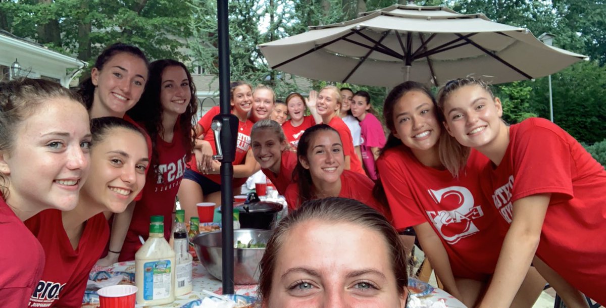 segvvb's tweet photo. First pasta party of the season with the 2019 team! Can’t wait for our first game tomorrow 6:00 @ Huntington🏐 #esp https://t.co/dXSXfv5SS4
